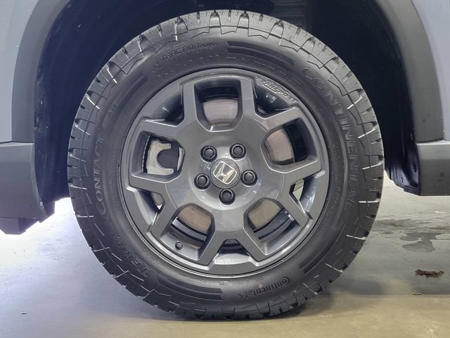 Certified 2025 Honda Pilot TrailSport image 10