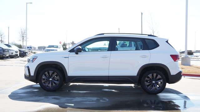 Used 2024 Volkswagen Taos S image 6