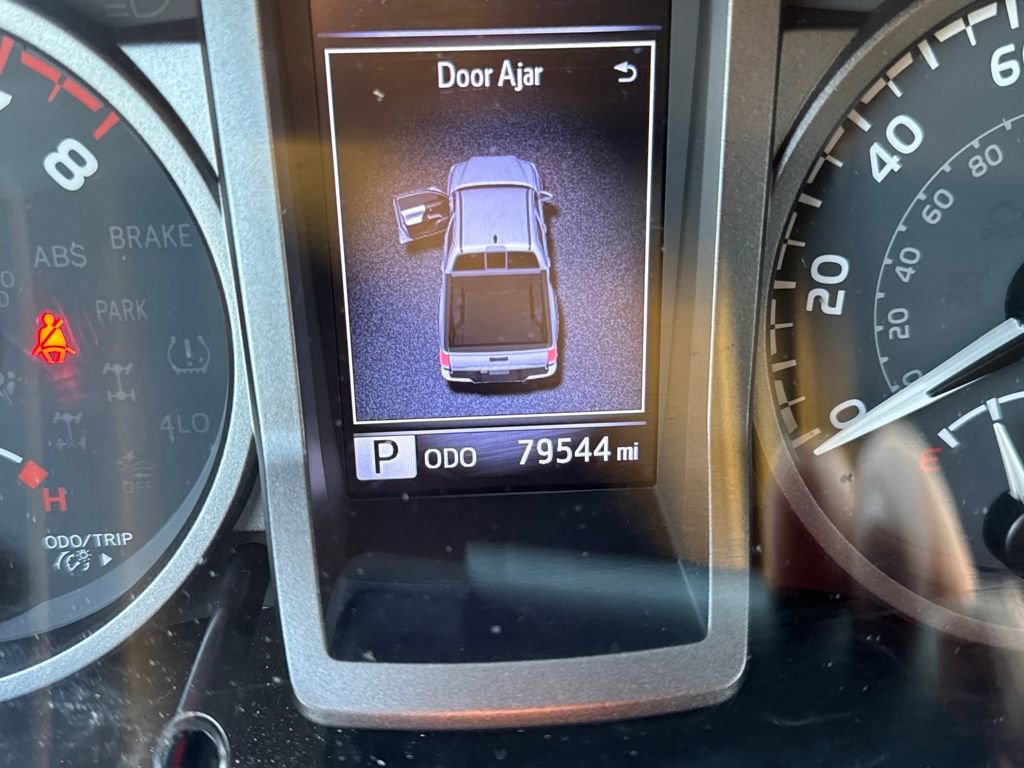 Used 2020 Toyota Tacoma TRD Sport image 22