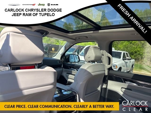 Used 2024 Jeep Wagoneer 4WD w/ Premium Group I image 33