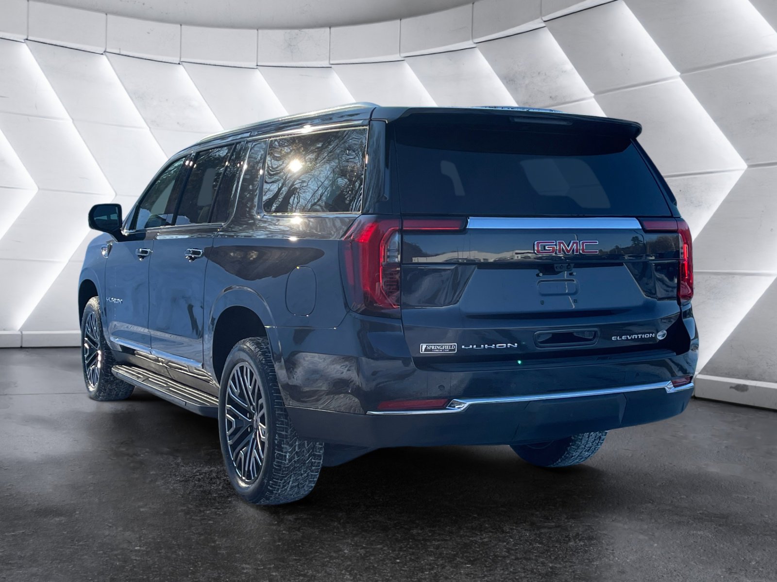 New 2026 GMC Yukon XL Elevation w/ Elevation Premium Package AWD/4WD image 4