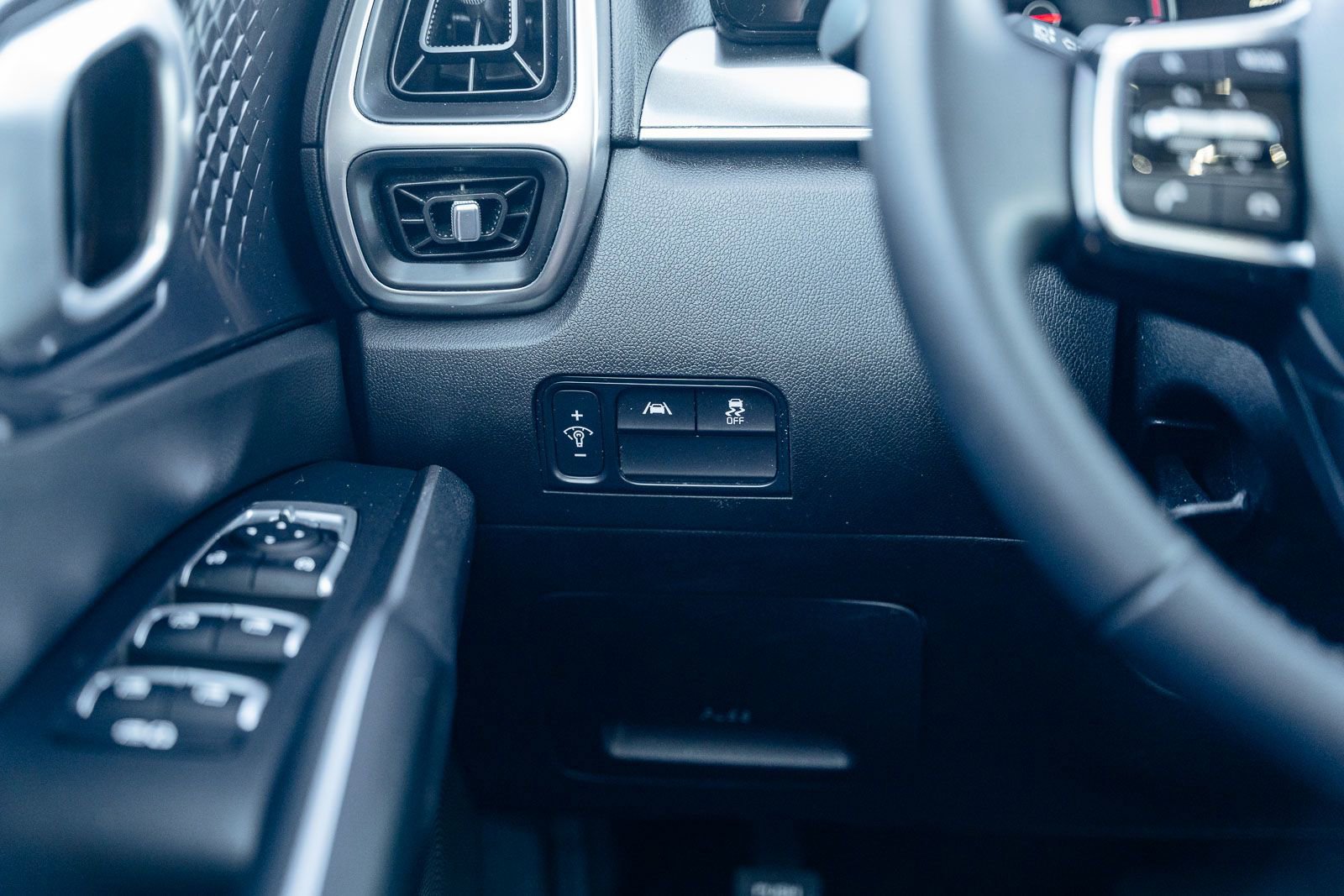 Used 2023 Kia Sorento S w/ Panoramic Sunroof Package image 25