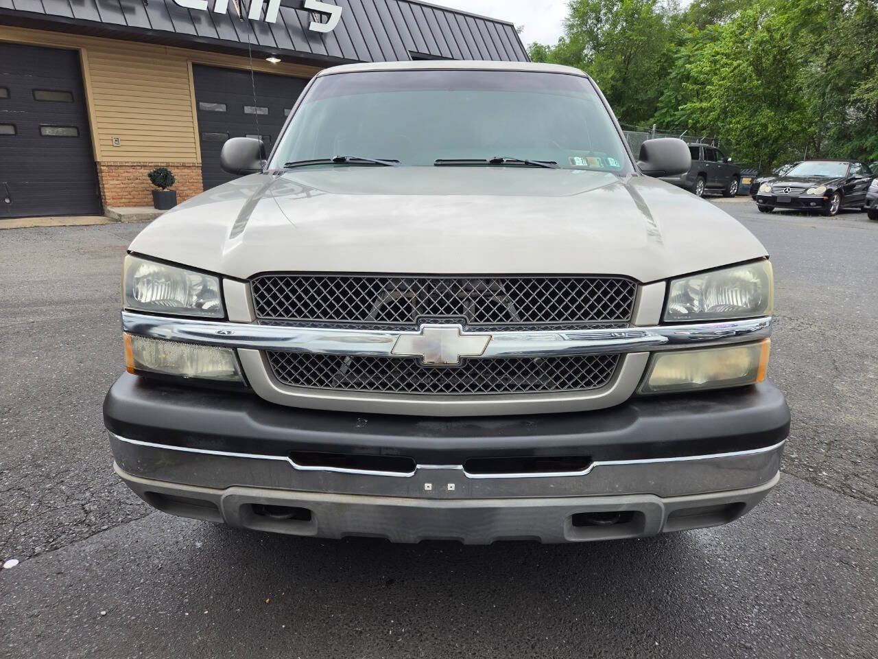 Used 2003 Chevrolet Silverado 1500 4x4 Extended Cab w/ Exterior Appearance Package image 2