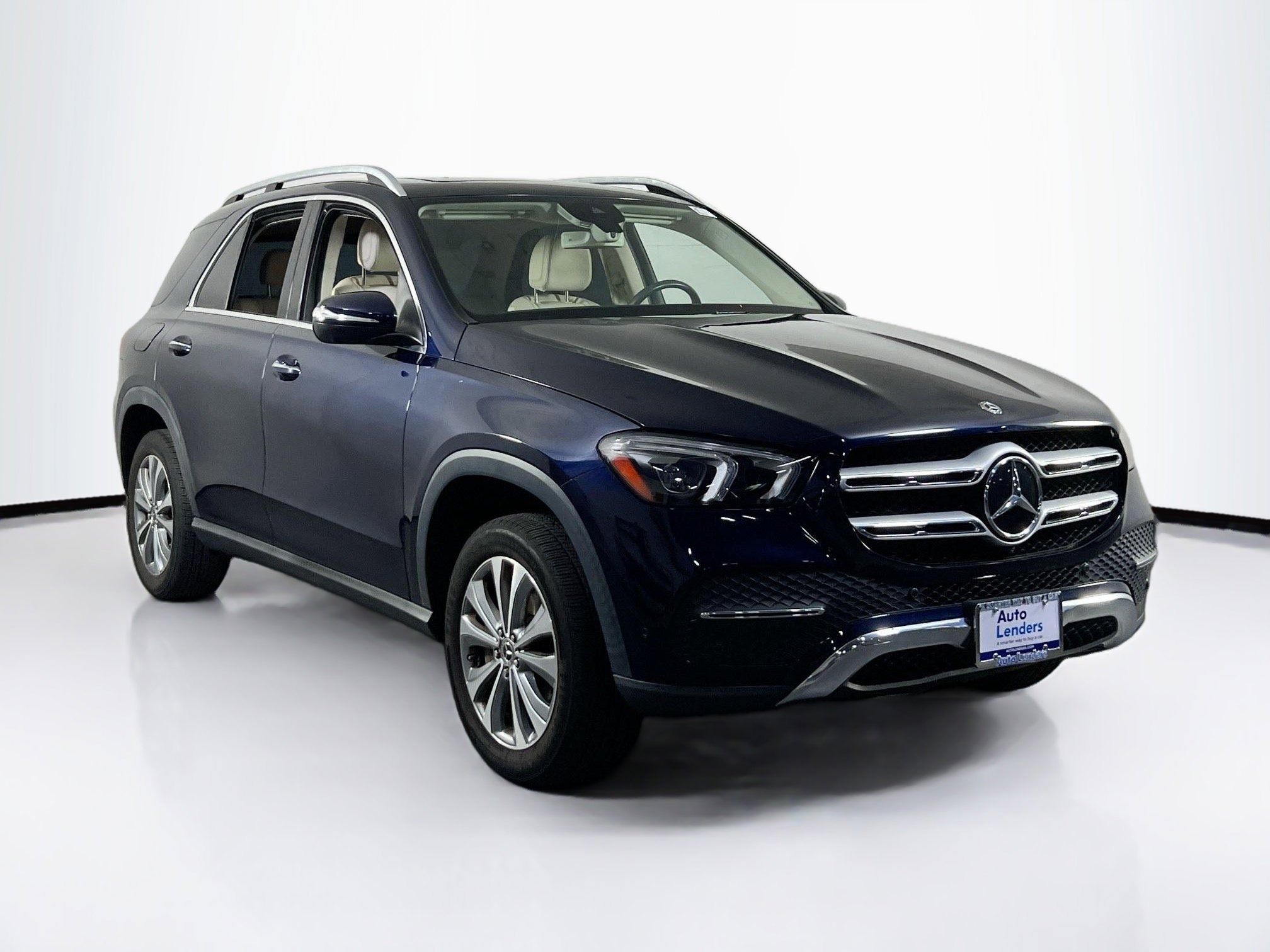 Used 2020 Mercedes-Benz GLE 350 4MATIC image 3