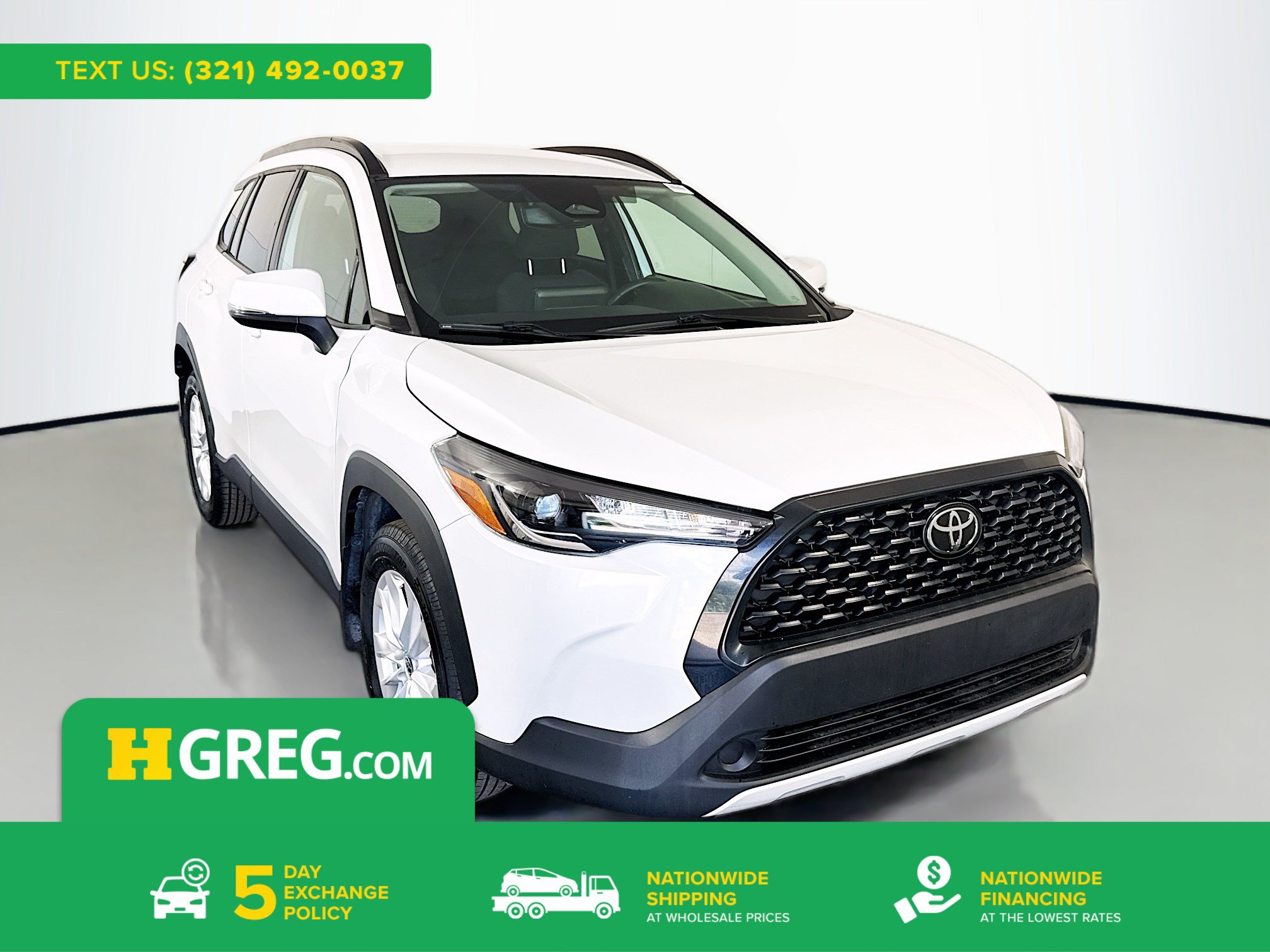 Used 2024 Toyota Corolla Cross LE FWD image 1