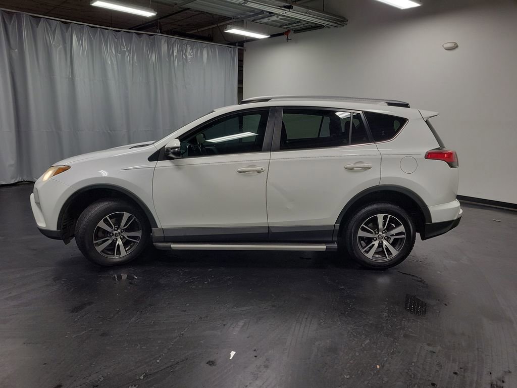 Used 2017 Toyota RAV4 XLE image 5