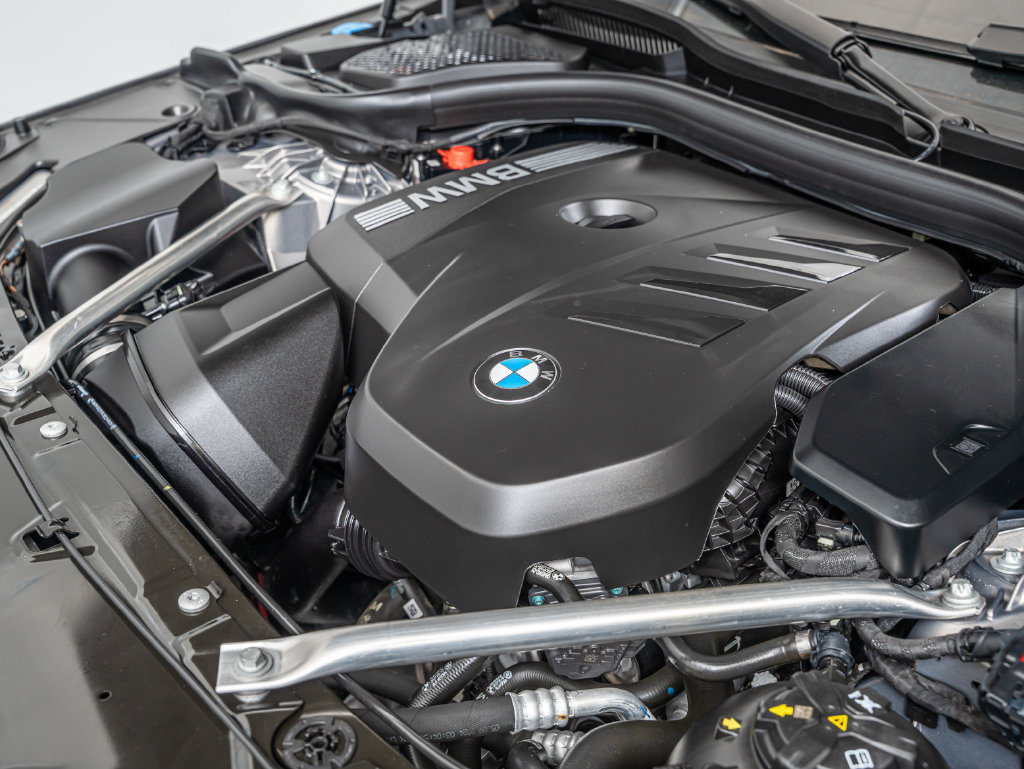 Certified 2025 BMW 530i xDrive w/ Premium Package AWD/4WD image 48