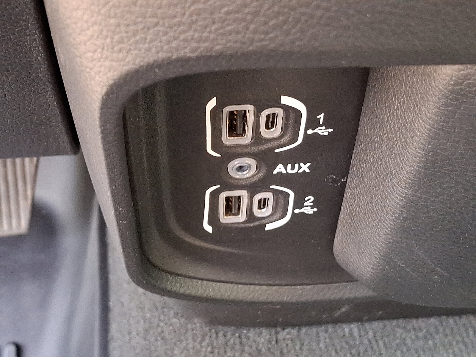 Certified 2022 RAM 1500 Big Horn image 24