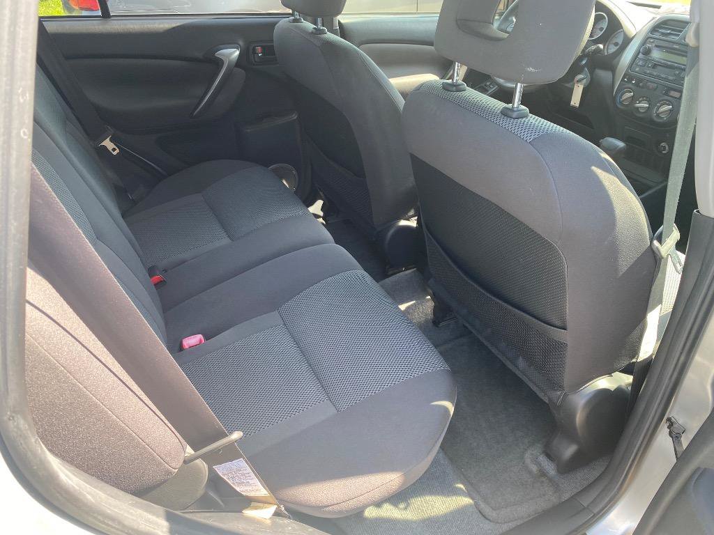 Used 2005 Toyota RAV4 2WD image 20