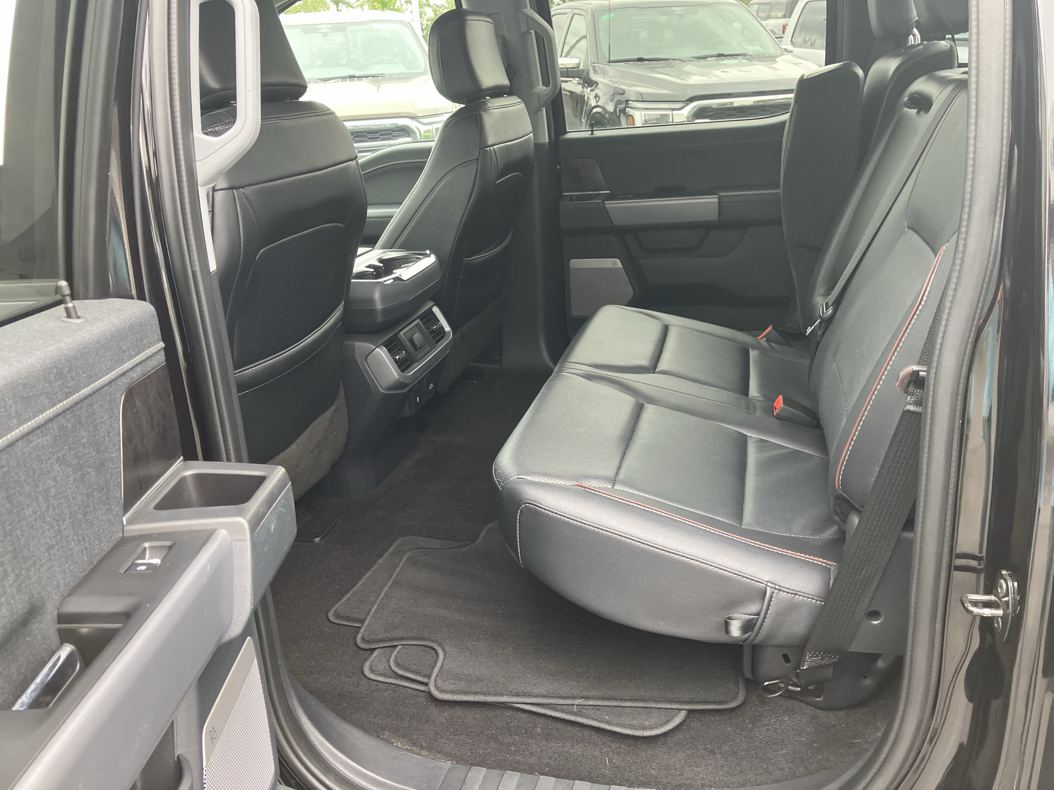 Used 2022 Ford F150 Lariat AWD/4WD image 13