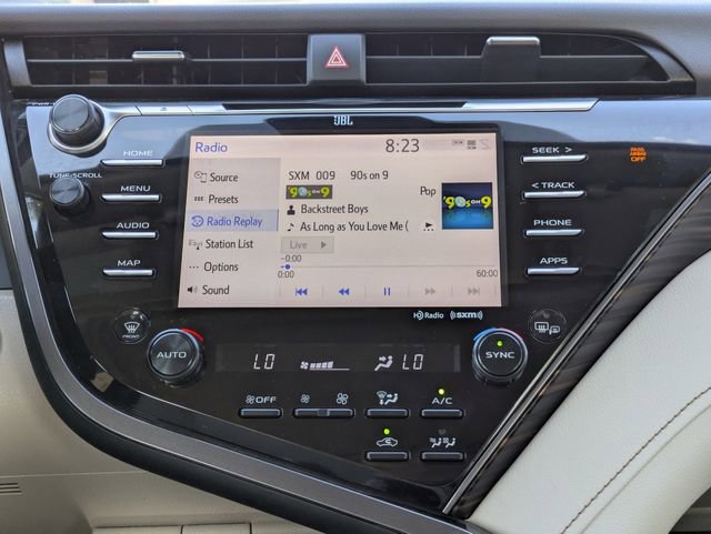 Used 2020 Toyota Camry XLE image 17