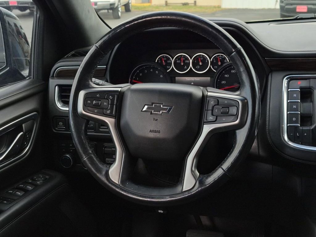 Used 2021 Chevrolet Suburban Z71 w/ Z71 Signature Package image 40