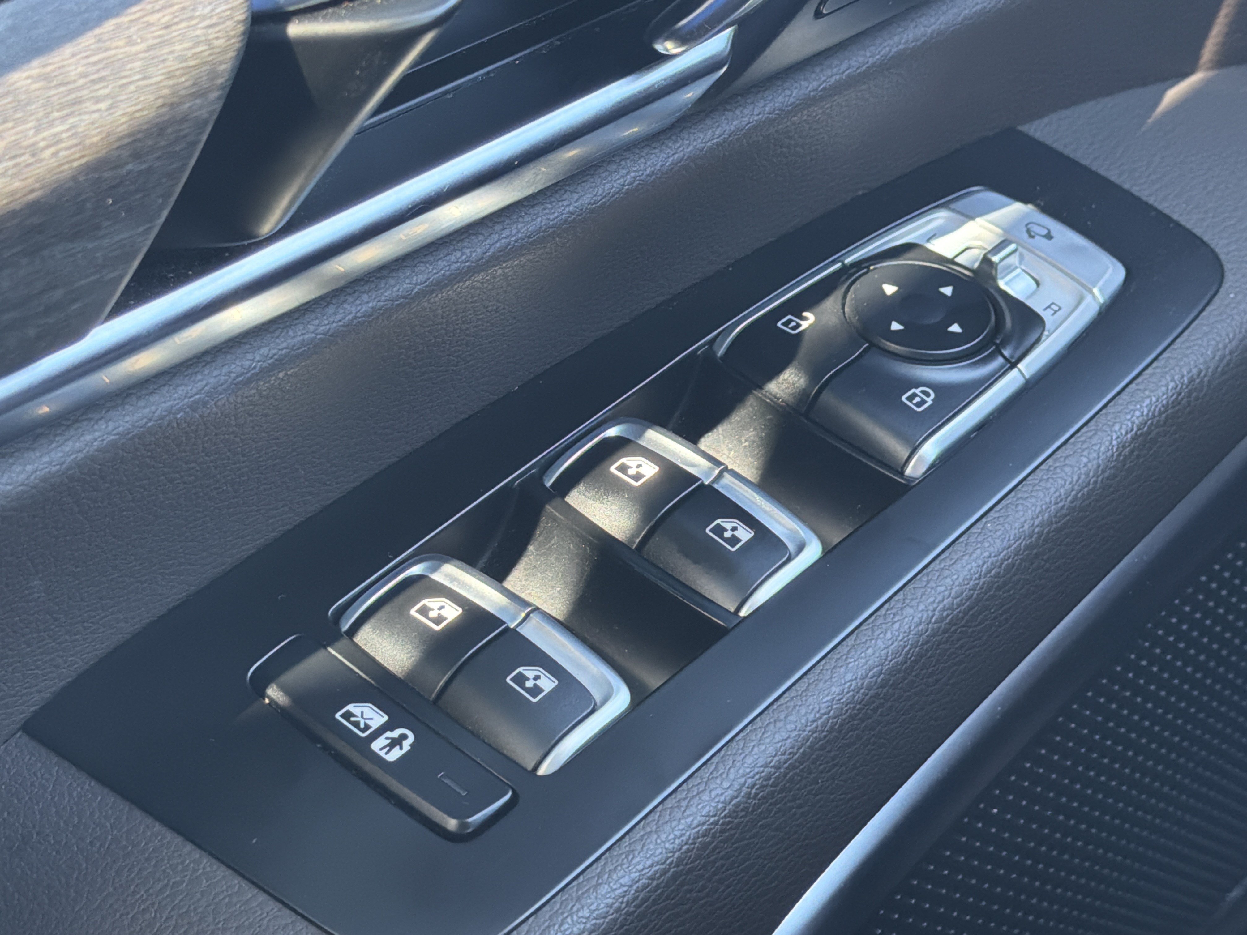 Used 2020 Kia Telluride SX FWD image 23