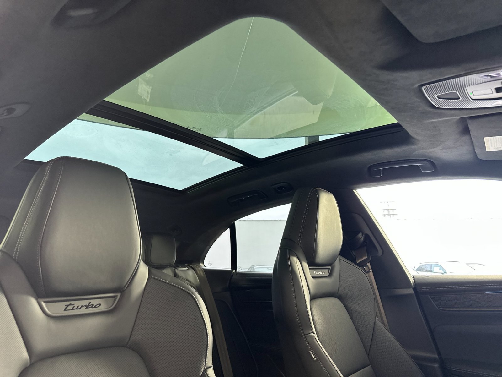 New 2026 Porsche Macan Turbo Electric AWD/4WD image 19