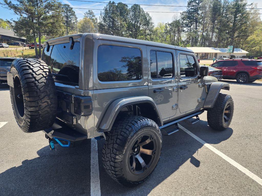Used 2022 Jeep Wrangler Unlimited Rubicon w/ Xtreme Recon 35" Tire Package AWD/4WD image 6