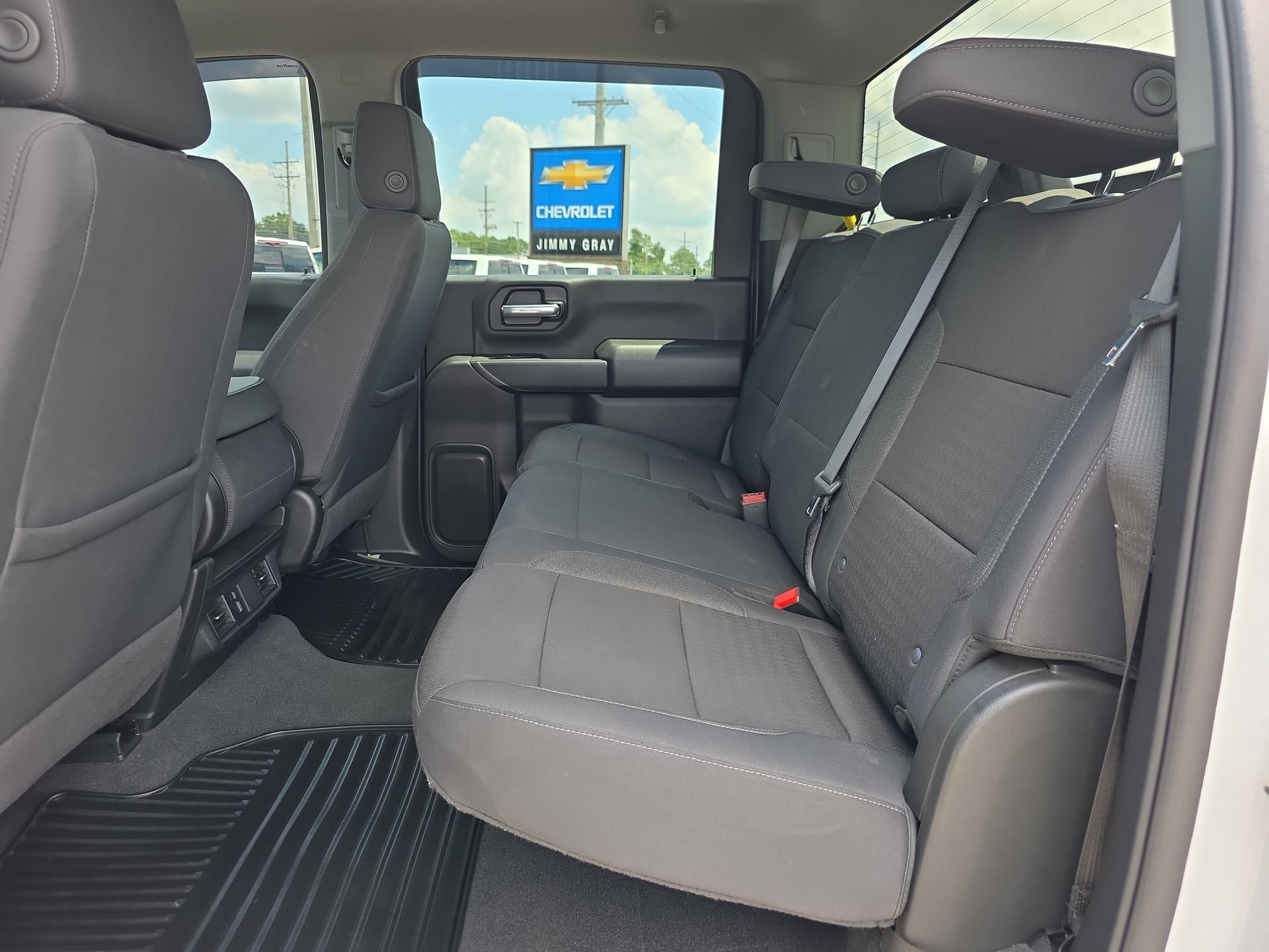 Used 2024 Chevrolet Silverado 2500 Custom w/ Custom Convenience Package AWD/4WD image 11