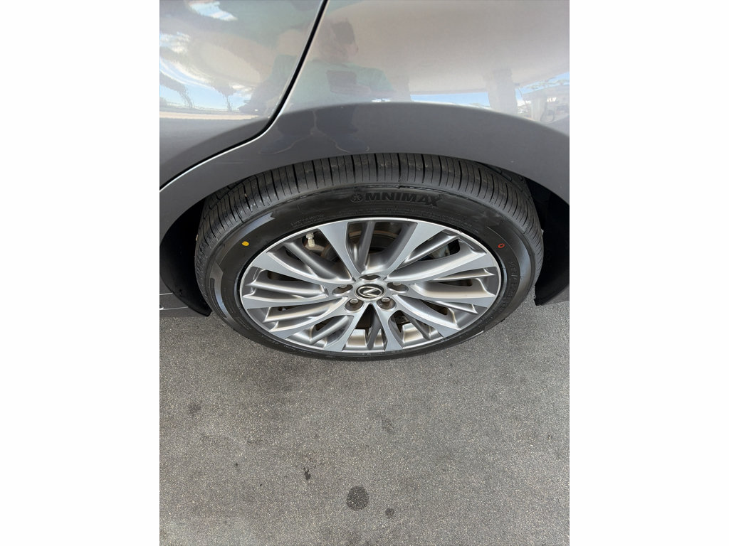 Used 2020 Lexus ES 350 w/ Premium Package FWD image 16