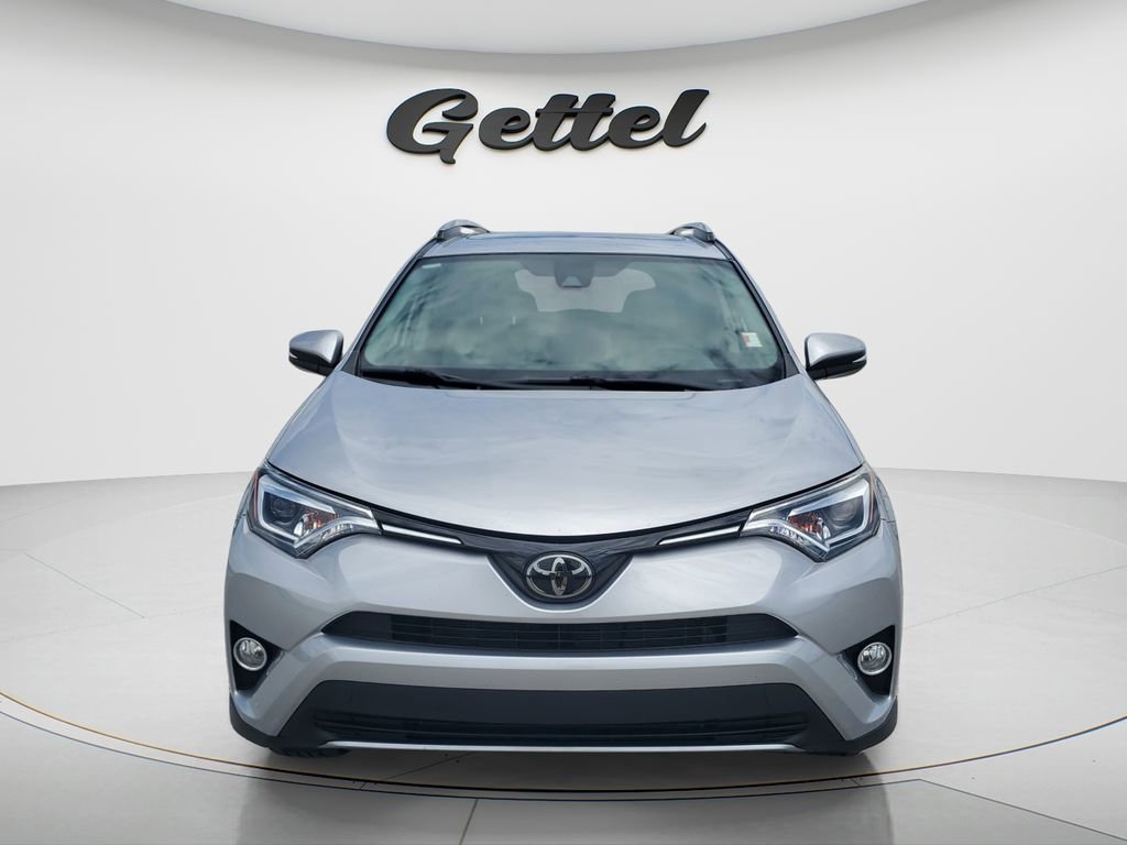 Used 2017 Toyota RAV4 Limited FWD image 2