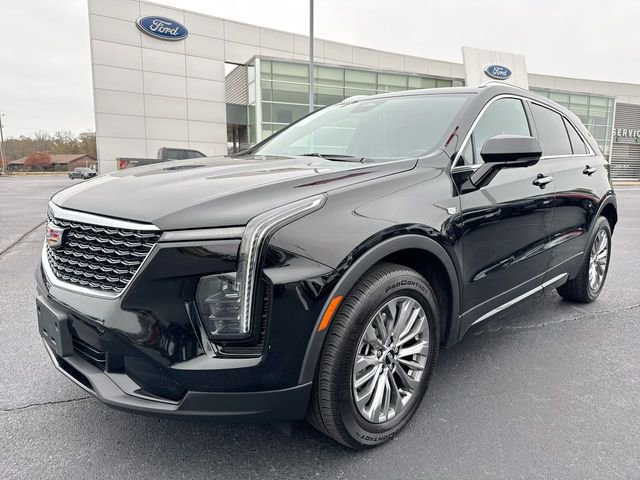 Used 2025 Cadillac XT4 Premium Luxury image 1