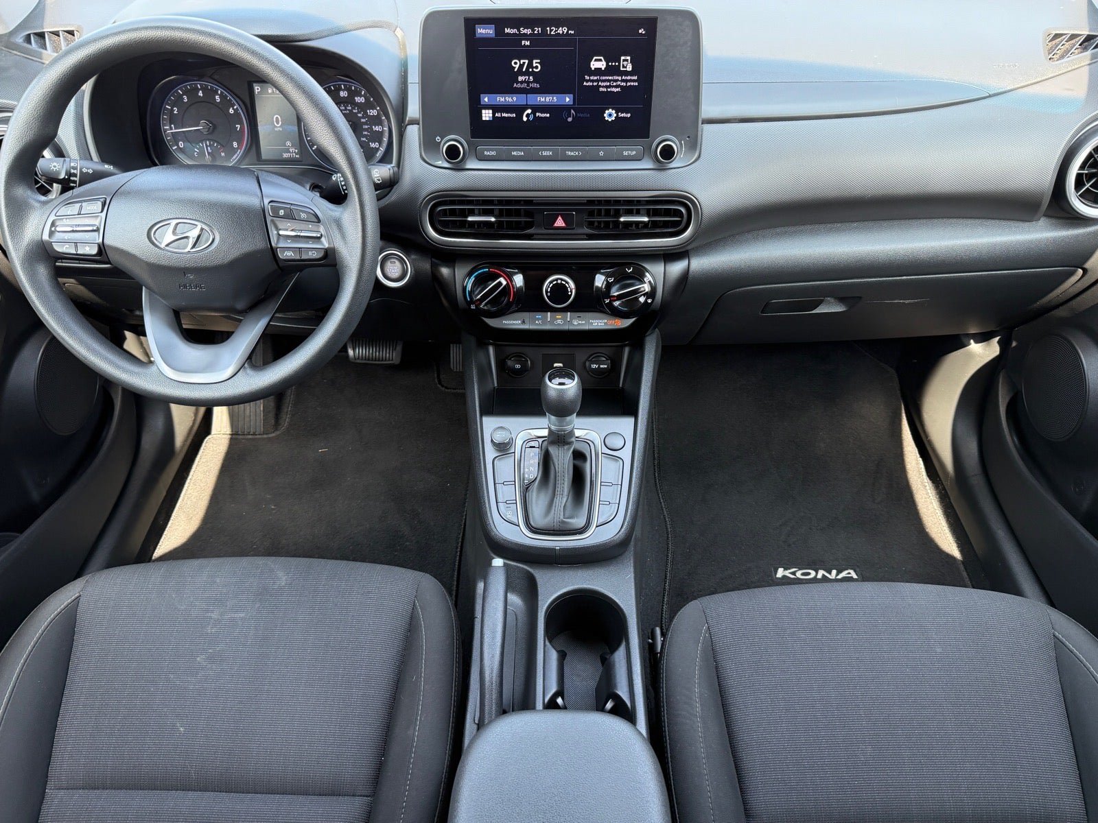 Used 2022 Hyundai Kona SEL FWD image 15