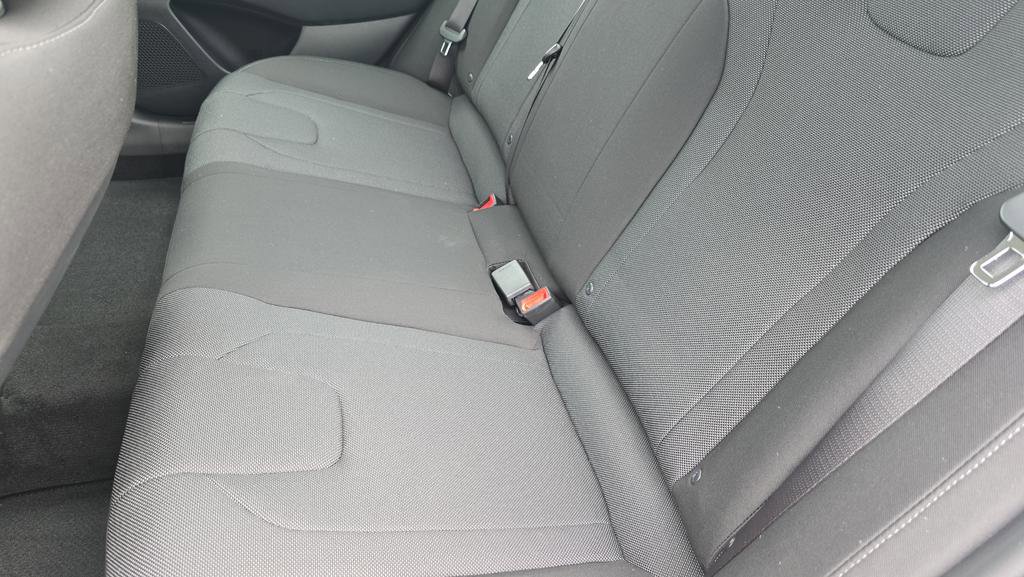 New 2026 Hyundai Elantra SE w/ Cargo Package FWD image 27