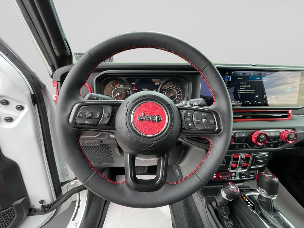 Used 2024 Jeep Wrangler Unlimited Rubicon AWD/4WD image 24