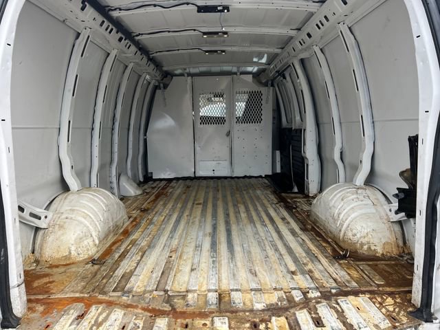 Used 2021 Chevrolet Express 2500 Extended image 22