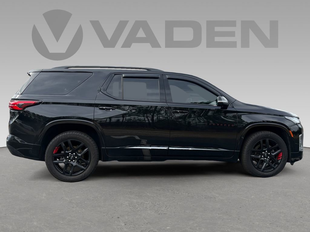 Used 2023 Chevrolet Traverse Premier w/ Redline Edition image 8