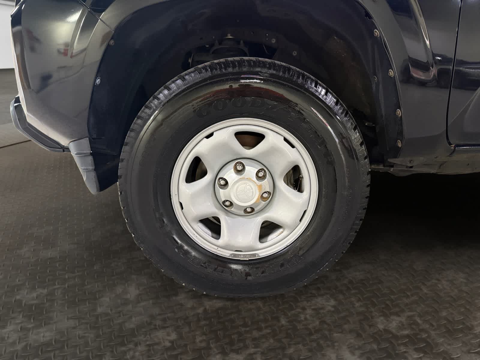 Used 2016 Toyota Tacoma SR RWD image 21