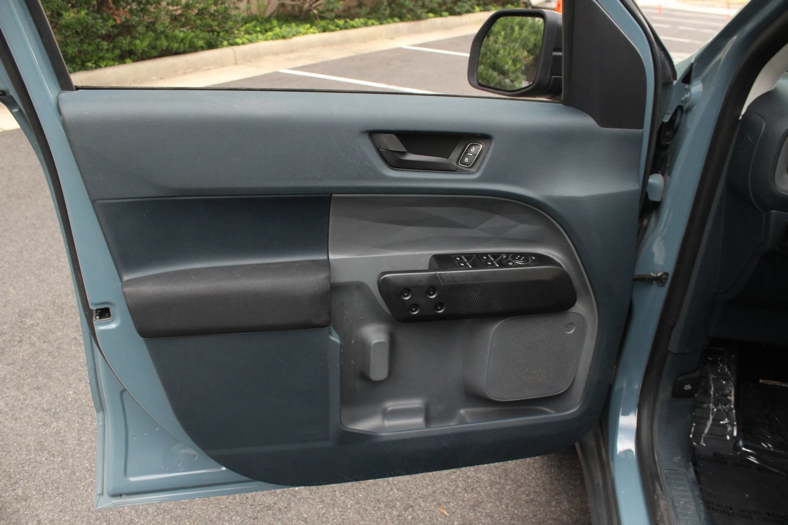 Used 2022 Ford Maverick XL FWD image 15