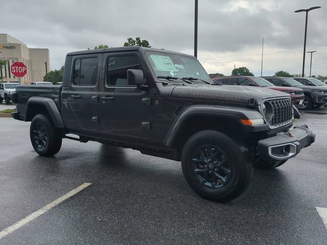 New 2026 Jeep Gladiator Sport AWD/4WD image 2