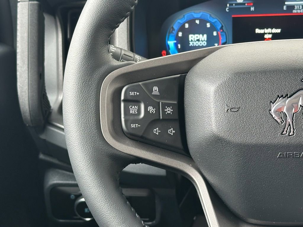 New 2026 Ford Bronco Badlands image 9