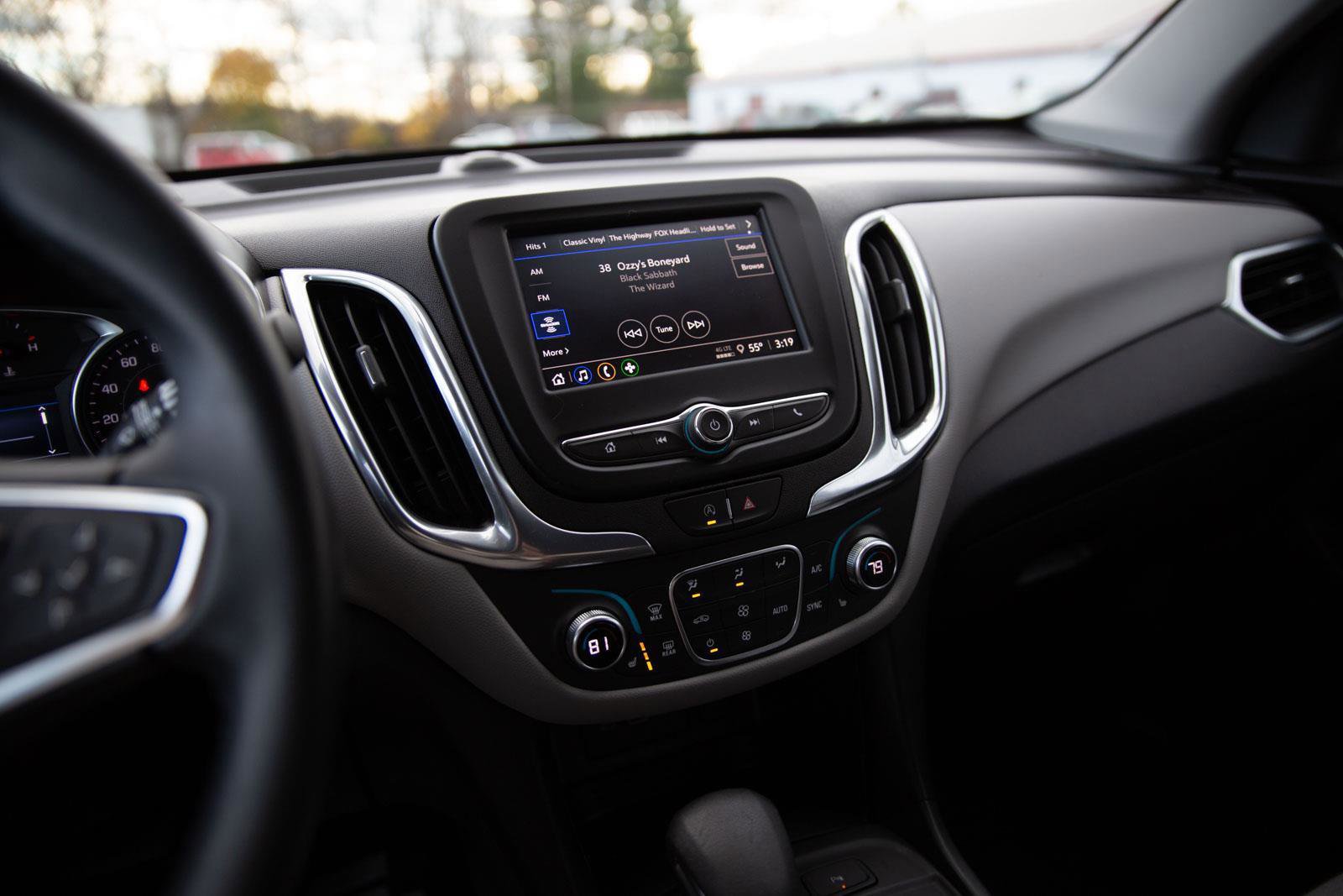 Certified 2023 Chevrolet Equinox LT w/ Driver Convenience Package image 15