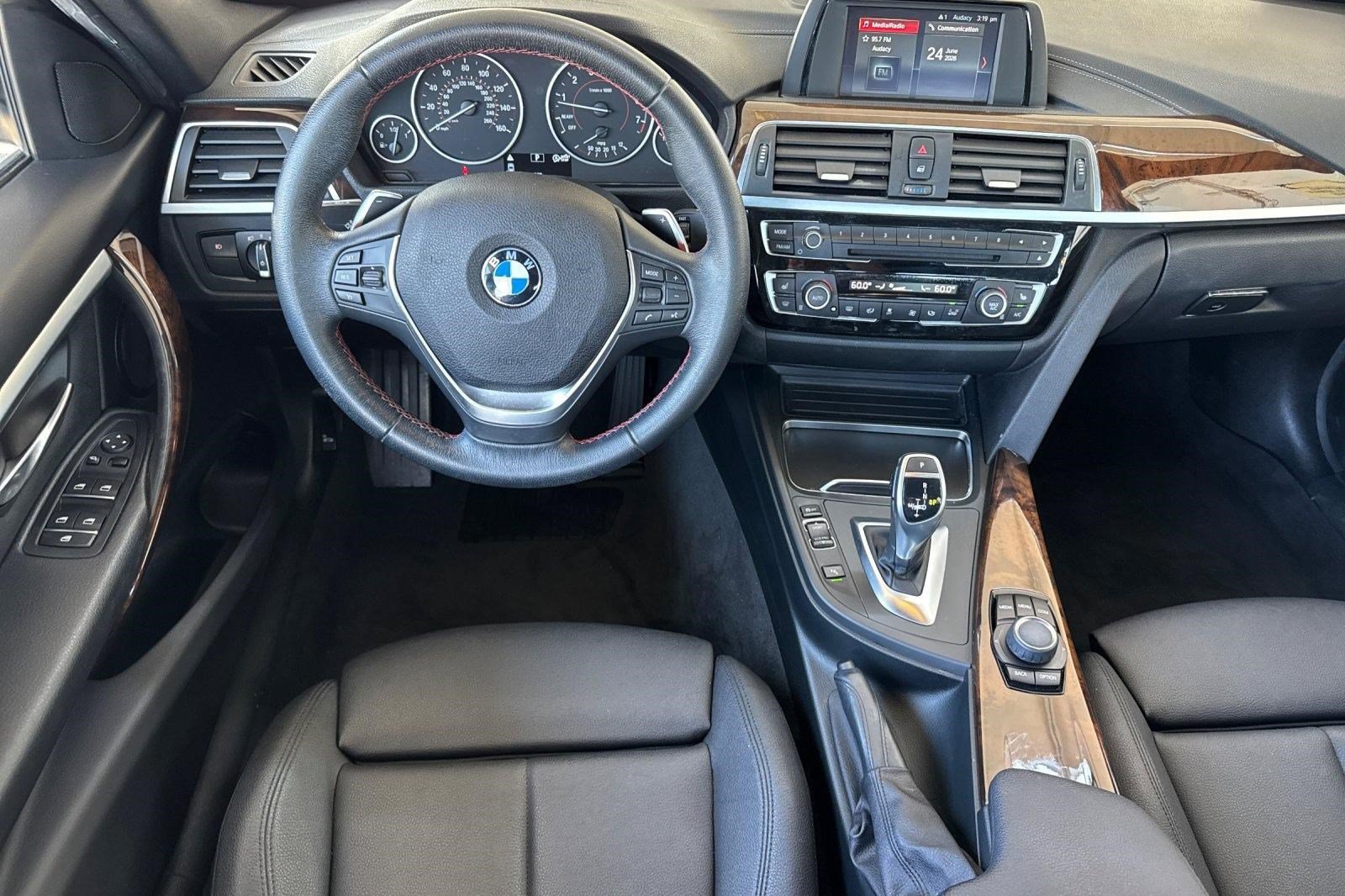 Used 2018 BMW 330i Sedan RWD image 29