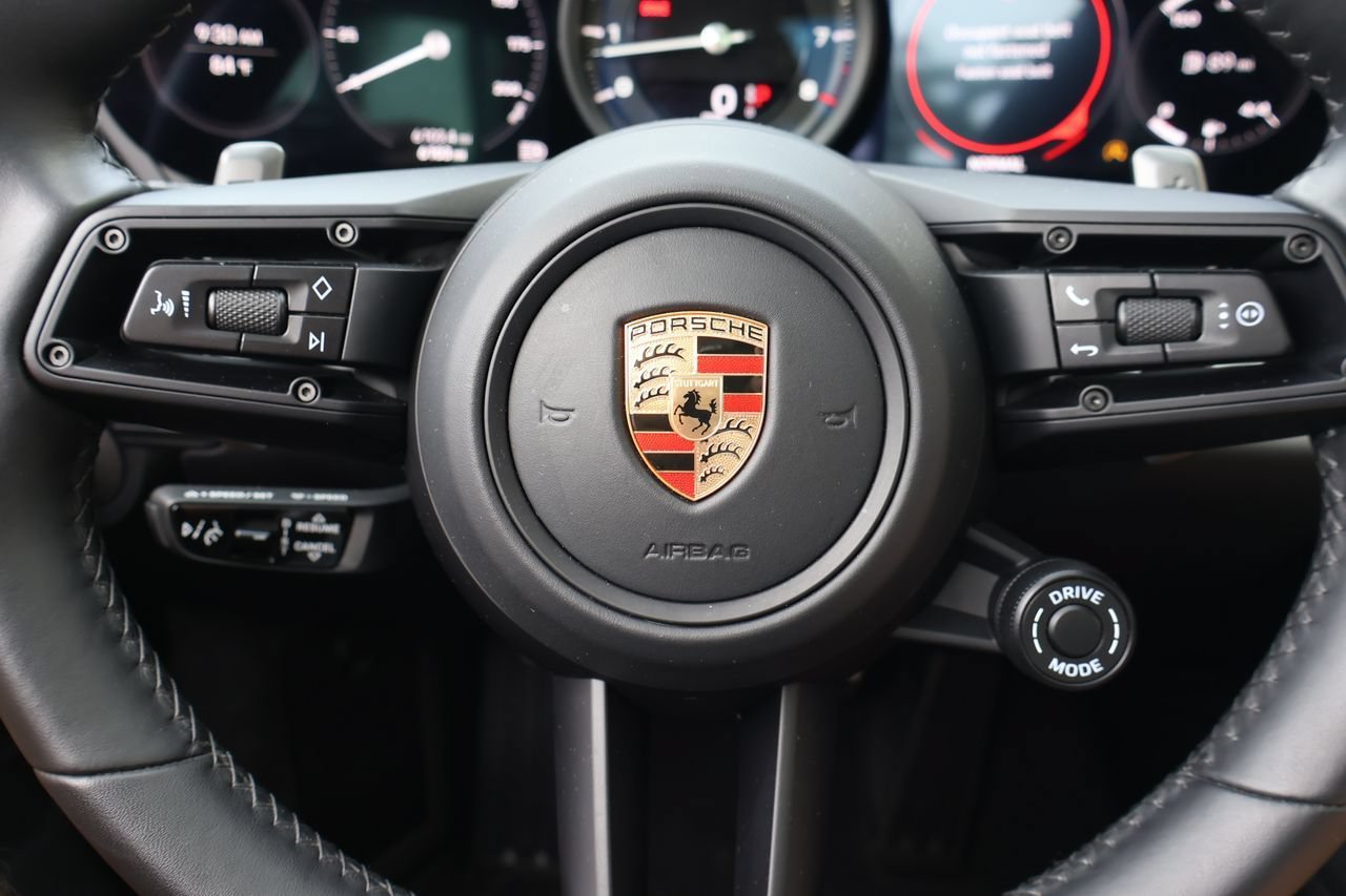 Used 2024 Porsche 911 Carrera S RWD image 22
