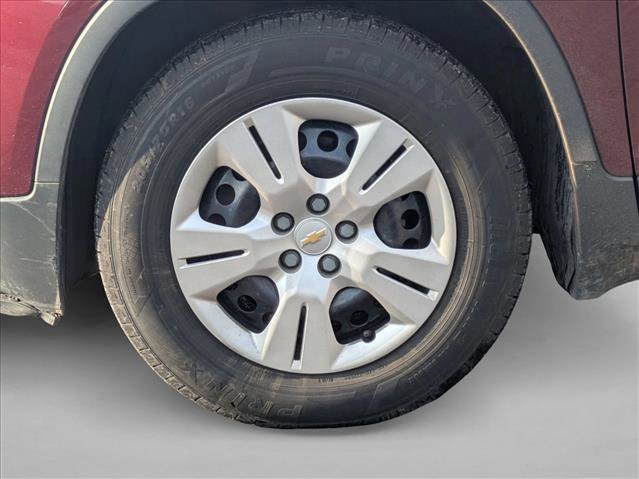 Used 2017 Chevrolet Trax LS FWD image 9