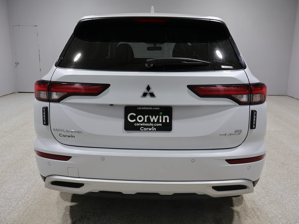 Used 2024 Mitsubishi Outlander SEL AWD/4WD image 7