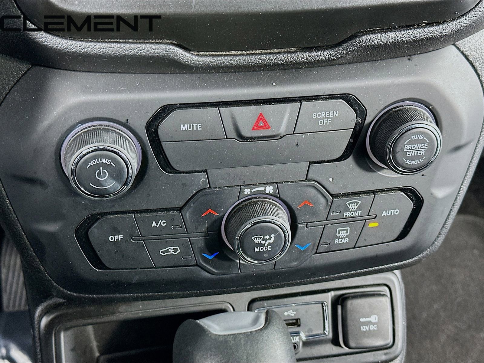 Used 2019 Jeep Renegade Altitude w/ Quick Order Package 2XM image 22