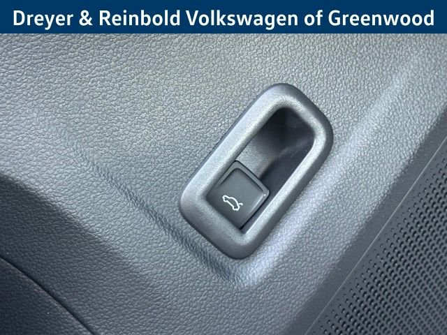 New 2026 Volkswagen Tiguan SE R-Line image 20