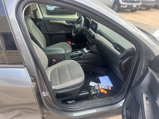 Used 2022 Ford Escape SE w/ SE Sport Appearance Package AWD/4WD image 5