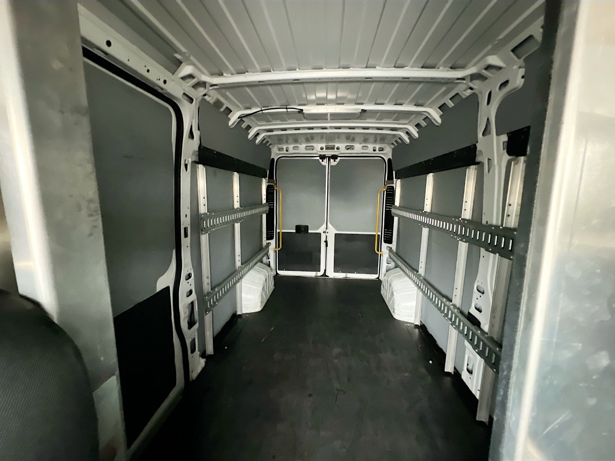 Used 2022 RAM ProMaster 2500 w/ Convenience Group image 30