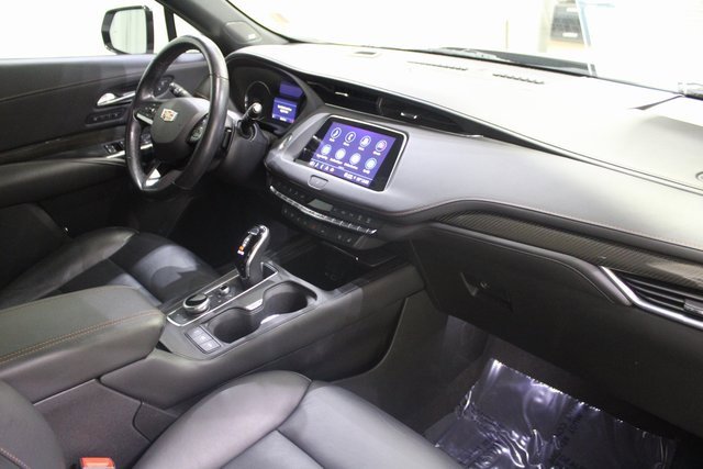 Used 2022 Cadillac XT4 Sport image 19