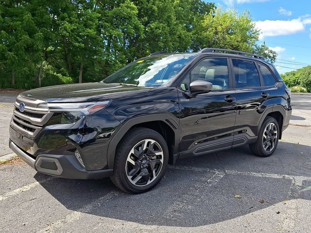 Used 2025 Subaru Forester Limited AWD/4WD image 4