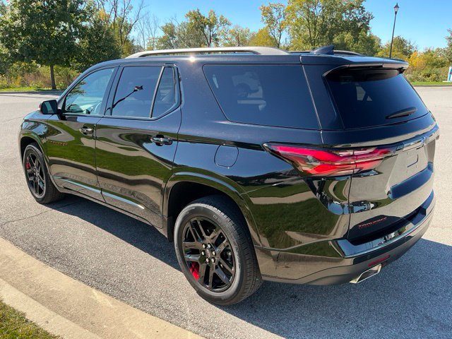 Used 2023 Chevrolet Traverse Premier w/ Redline Edition AWD/4WD image 4