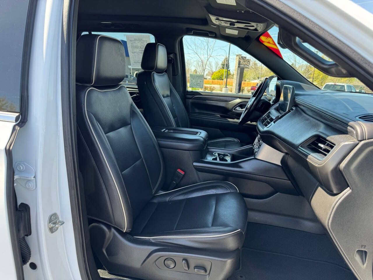 Used 2021 GMC Yukon SLT AWD/4WD image 38