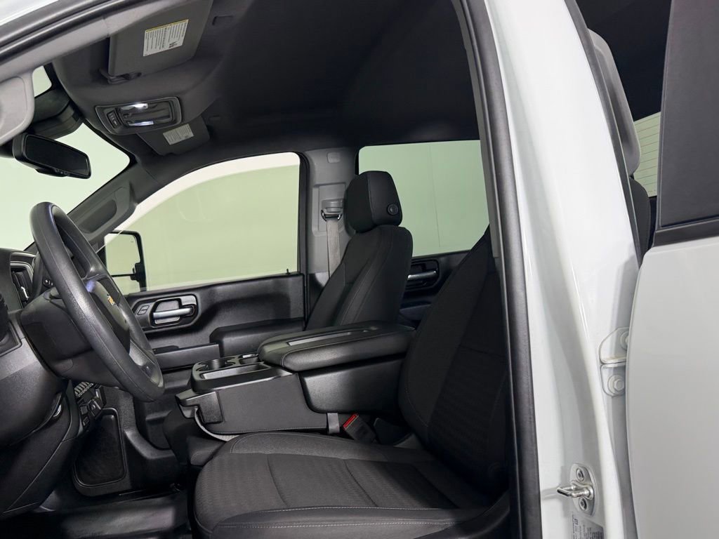 Used 2025 Chevrolet Silverado 3500 W/T w/ WT/CX Safety Package image 19