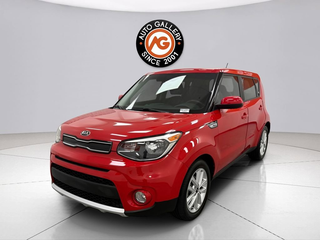 Used 2017 Kia Soul + FWD image 7