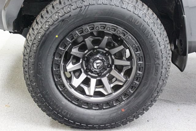 Used 2022 Toyota 4Runner TRD Off-Road Premium AWD/4WD image 14
