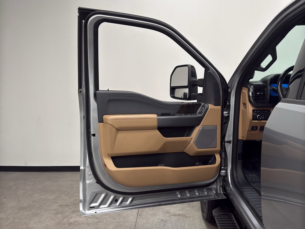 Used 2024 Ford F350 Lariat w/ Sport Appearance Package image 10