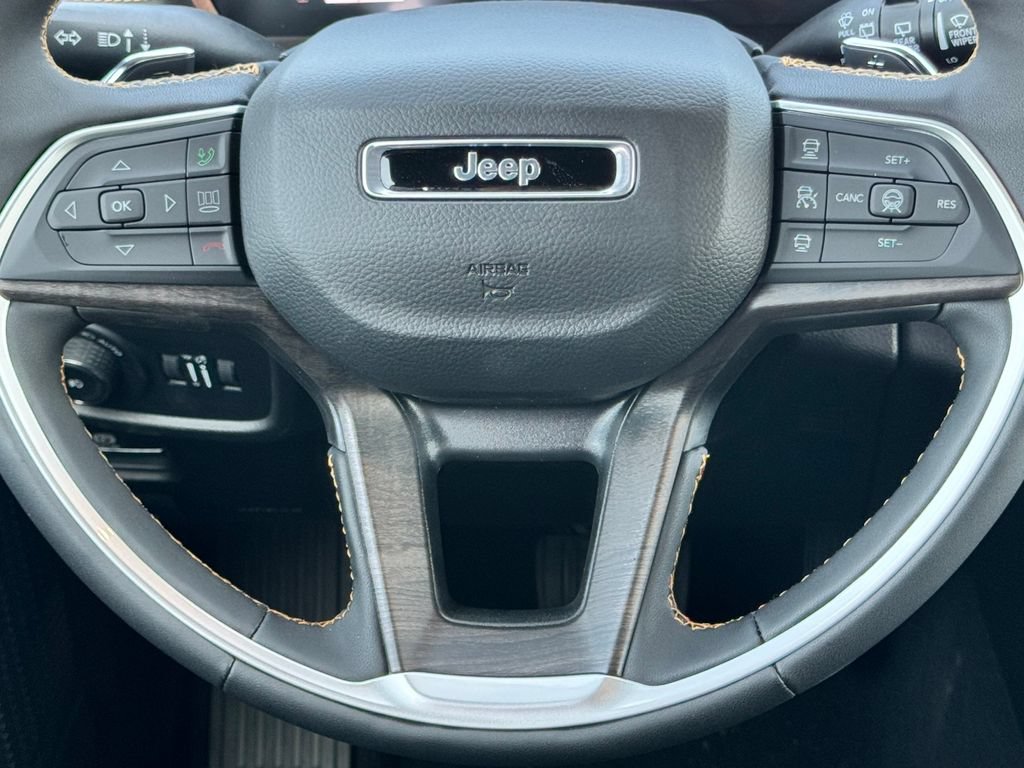 New 2026 Jeep Grand Cherokee L Limited AWD/4WD image 21